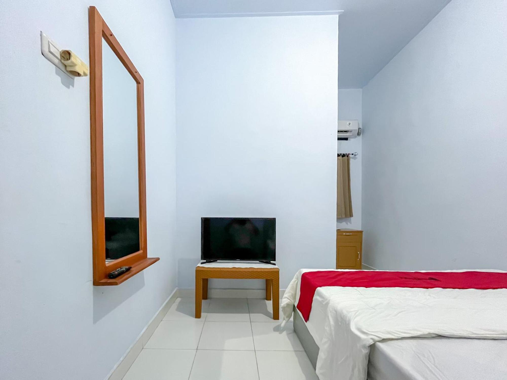 Reddoorz Syariah At Home Ampana Guest House Ampana Kota Zewnętrze zdjęcie
